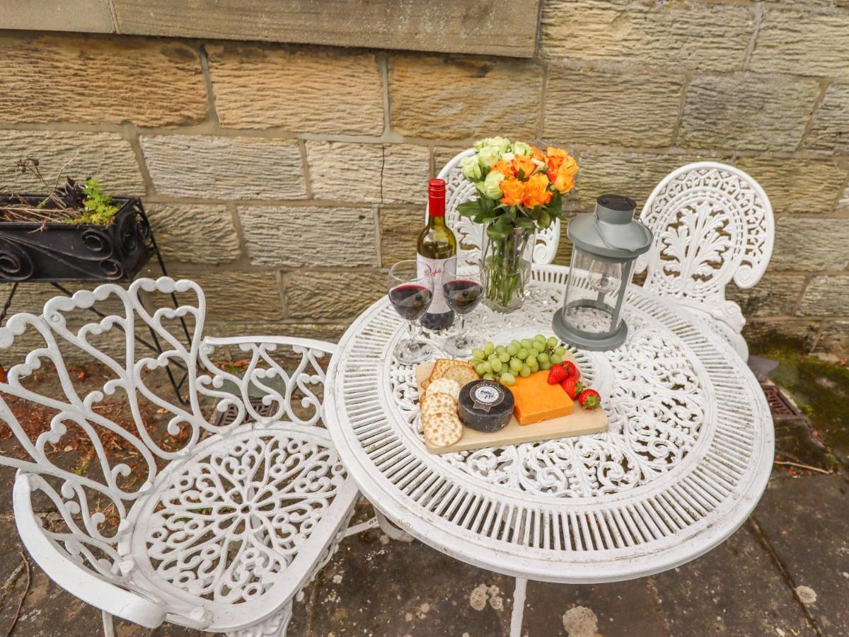 The Garden Apartment Whitby Exteriör bild